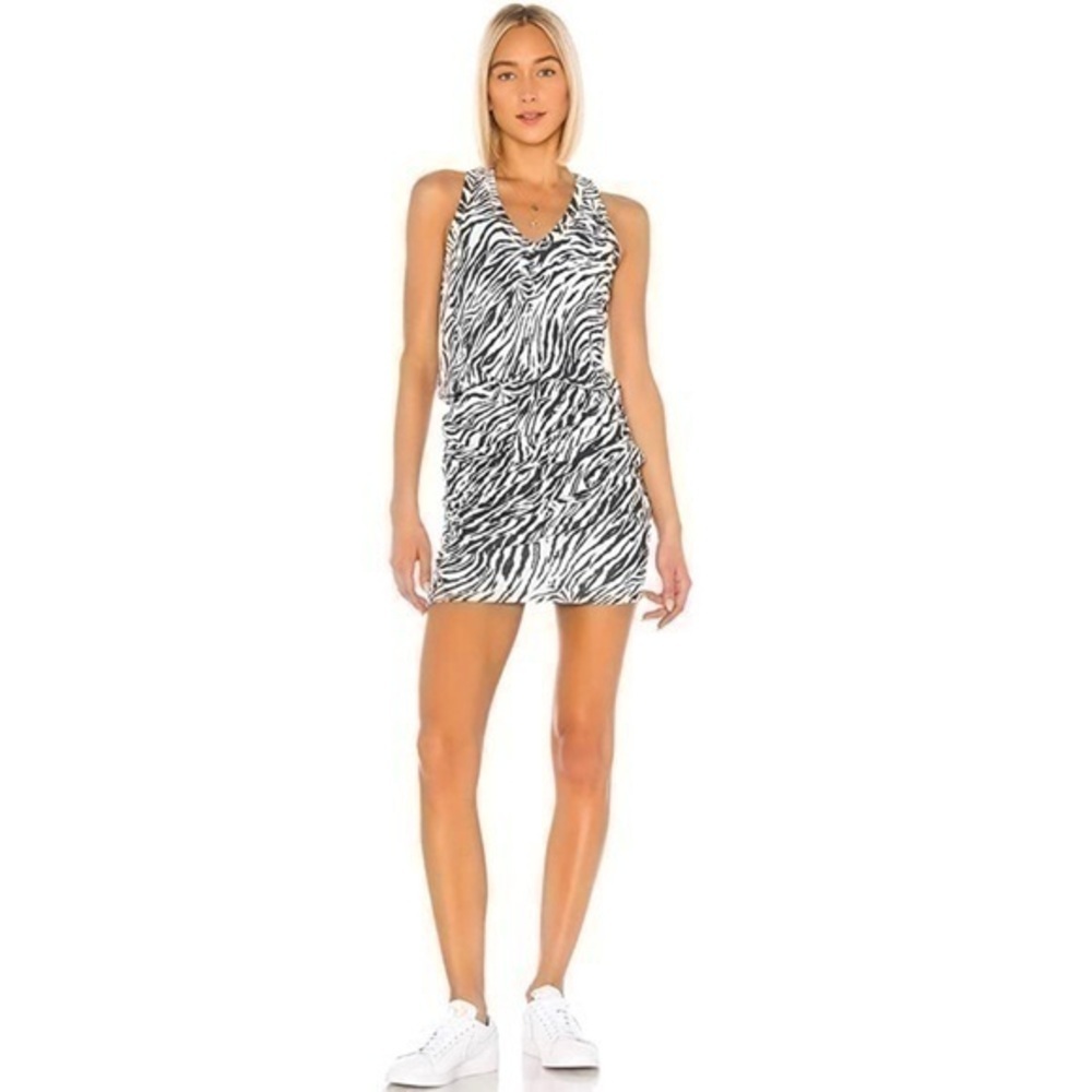 SUNDRY Zebra V Neck Ruched Dress